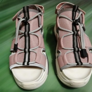 Босоножки - летние красовки на р. 38