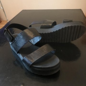 Туфли сандалии женские T.Taccardi 38