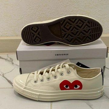 Новые кроссовки Converse