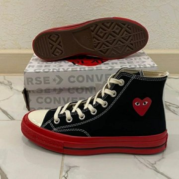 Новые кроссовки Converse