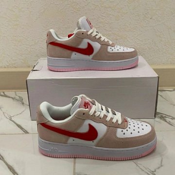 Новые кроссовки Nike air force 1