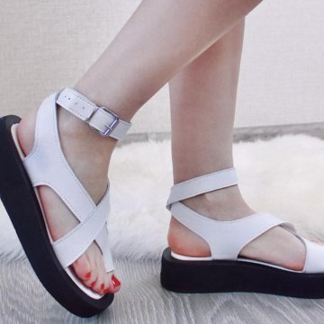 Сандалии женские кожаные