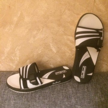 Шлепанцы пляжные 37,5 - 38 ( новые)