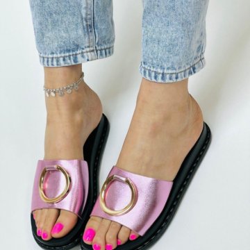 Шлепанцы Женские