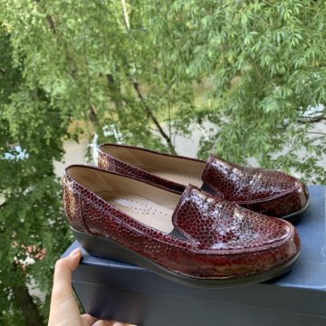 Мокасины женские бордо 38 кожа