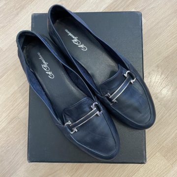 Новые стильные лоферы