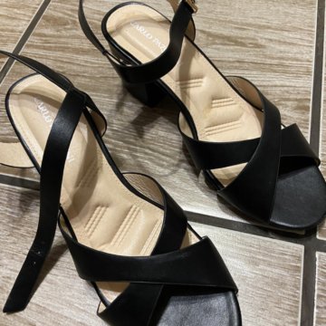 Новые босоножки Carlo Pazolini 39