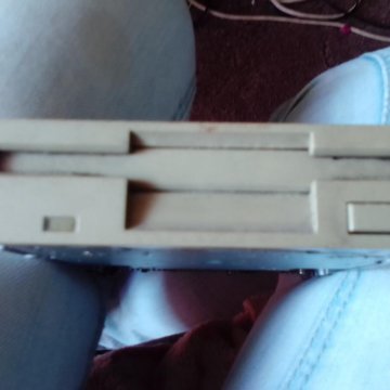 Дисковод для дискет