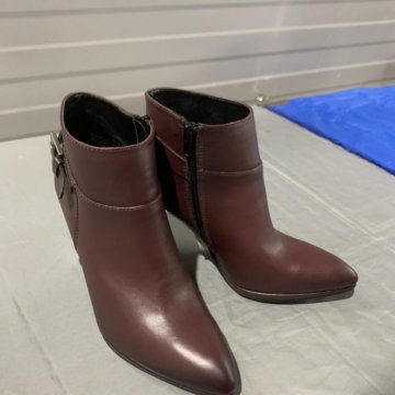 Батильоны женские Derimod