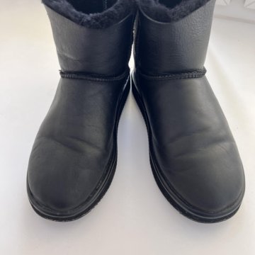 Угги женские кожаные