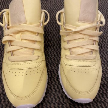 Кроссовки Reebok classic