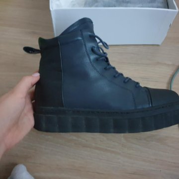 Ботинки kiss moon 39