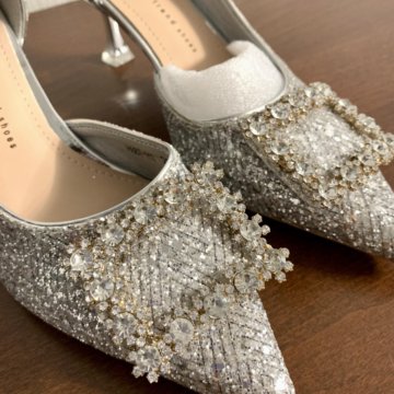 Туфли-лодочки с кристаллами