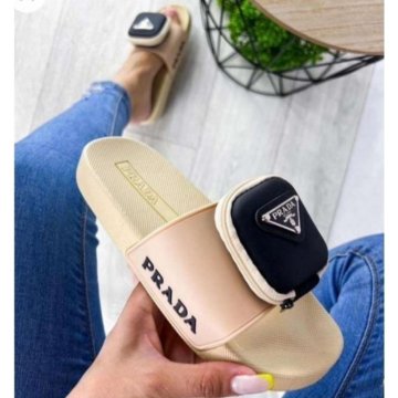 Шлепки prada новые