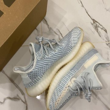 Новые кроссовки Adidas Yeezy Boost 350 V2(36-40)