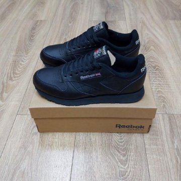 Новые кроссовки reebok classic унисекс..