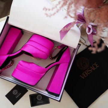 Туфли на высокой платформе каблуке Версаче Медуза