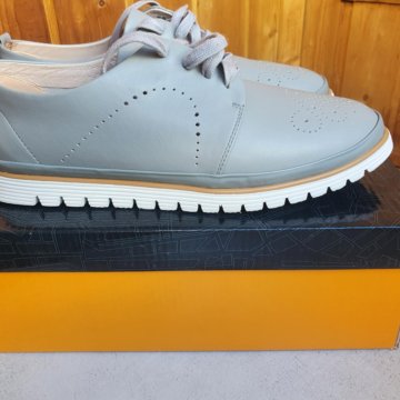 Женские кроссовки натуральная кожа