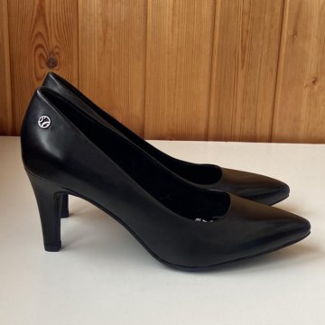 Новые кожаные туфли чёрные