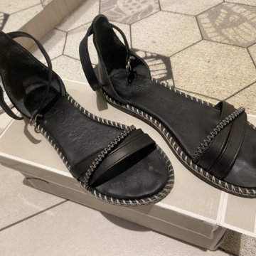 Сандали Женские