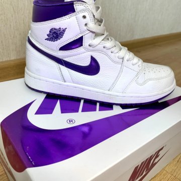 Кроссовки Air Jordan 1 Retro High
