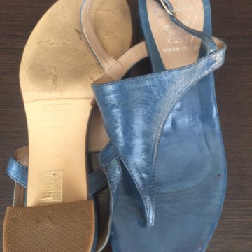 Босоножки р.39