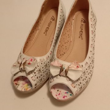 Туфли женские, белые, летние