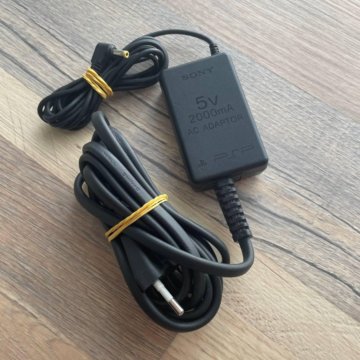 Оригинальная сетевая зарядка Sony PSP