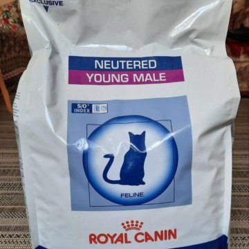 Royal Canin Neutered Young Female