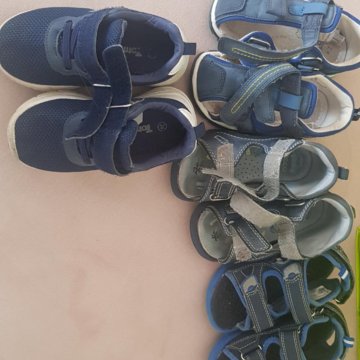 Сандалики, кроссовки 24р