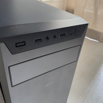 Корпус для компьютера DEXP DC-101B