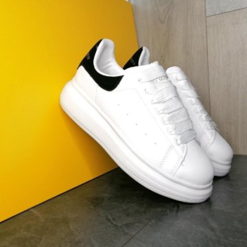 Женские классика Alexander McQueen