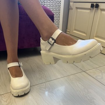 Туфли на массивной подошве