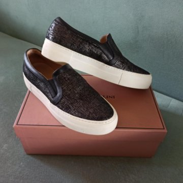 Слипоны женские Carlo Pazolini