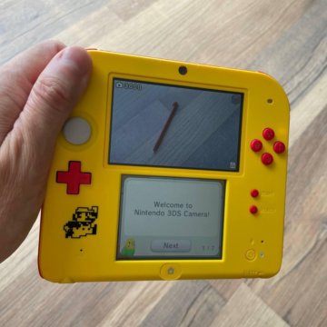 Nintendo 2DS Super Mario Maker Limited Edition