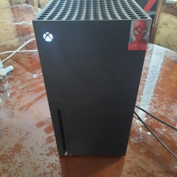 XBOX series X + 2 геймпада