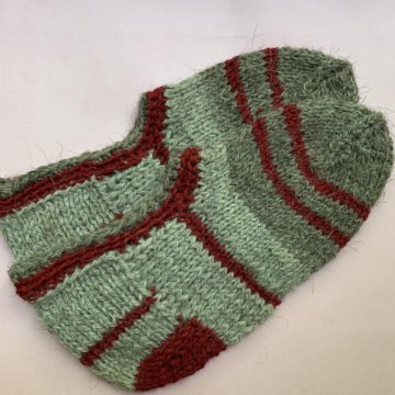 Тапочки-следочки вязаные шерсть????