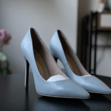 Туфли женские.