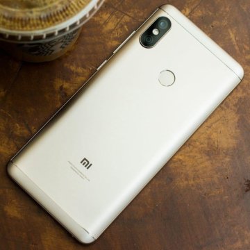 Xiaomi Redmi 6 pro 64гб золотой