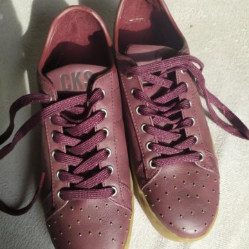 Новые ботинки