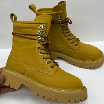 Ботинки женские