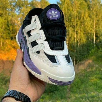 Кроссовки Adidas niteball