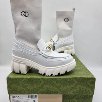 Лоферы Gucci????