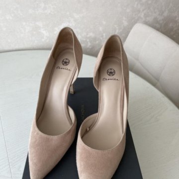 Женские бежевые туфли-лодочки