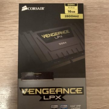 Оперативная память Corsair Vengeance DDR4 16Gb