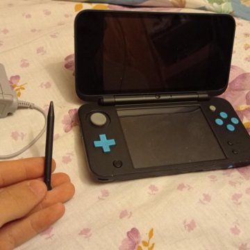 Игровая приставка New Nintendo 2DS