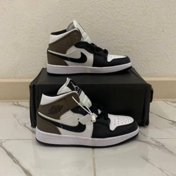 Кроссовки новые Nike Air Jordan 1 (36-40)
