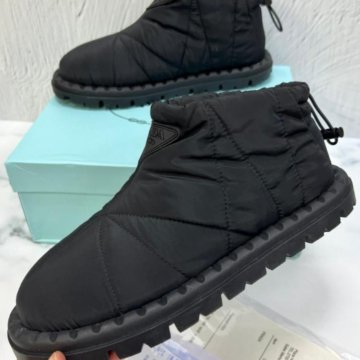 Мини угги Прада