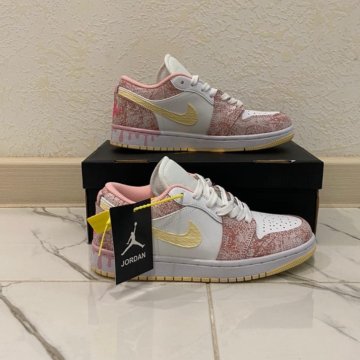 Кроссовки Новые Nike air Jordan 1 Low