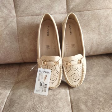 Мокасины новые 38 размер.